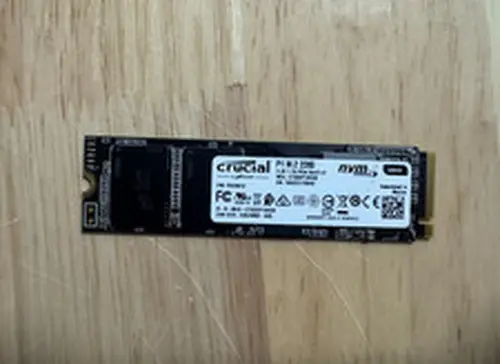 Crucial P1 M.2 2280 500GB PCIe Gen3 x4 NVMe SSD Solid State Drive CT500P1SSD8