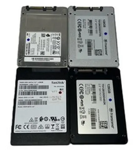 Lot of 40 120GB Mixed Brand/Model 2.5" SATA Solid State Drive SSD (AMX)