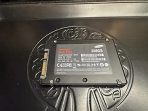 Samsung 840 PRO 256GB 2.5 in SATA III Internal SSD