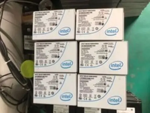 2pcsIntel SSD DC P4600 Series 1.6TB U.2 NVME 2.5" SSDPE2KE016T7 Solid State Driv