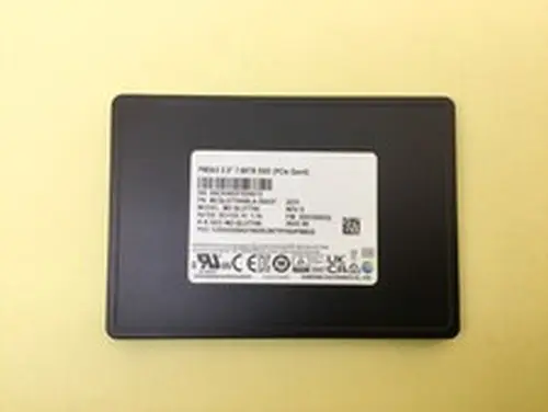 Samsung PM9A3 Series 7.68TB PCIe Gen4 NVMe U.2.5'' SSD MZ-QL27T60