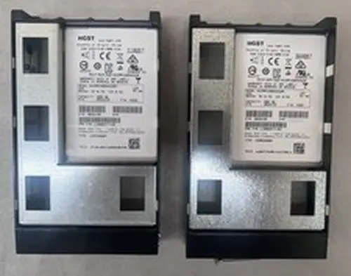 QTY 2 Dell EMC HGST 800GB 2.5" SAS SSD 0B32195 / HUSMM1680ASS205 READ