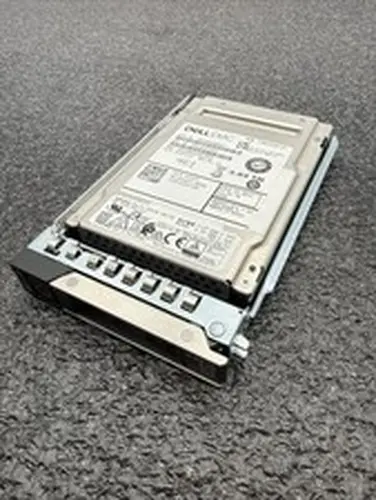 2XVX2 DELL 3.84TB SAS 2.5" 24G RI G14-G16 SSD SDFUS84DHB02T KPM6XRUG3T84 02XVX2