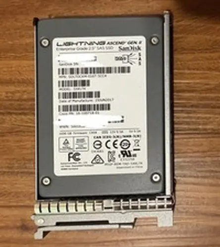 Cisco SanDisk Lightning 1.6TB 16-100718-01 SXKLTK 2.5" SAS 12G SSD
