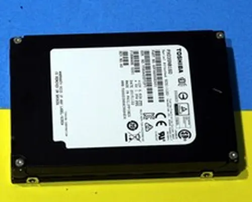 PX03SNB160 Toshiba 1.6TB 12G SAS 2.5" MLC SSD SDFAQ00GEA01 93% Remaining