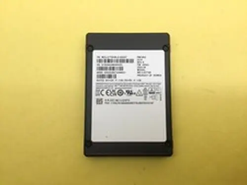 Samsung PM1653 7.68TB SAS 24Gbps 2.5in Enterprise Internal SSD MZ-ILG7T60