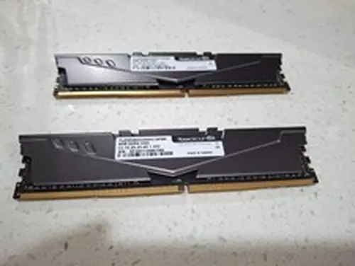 Team T-force Vulcan Z 16GB (2 x 8GB) PC4-25600 (DDR4-3200) Memory