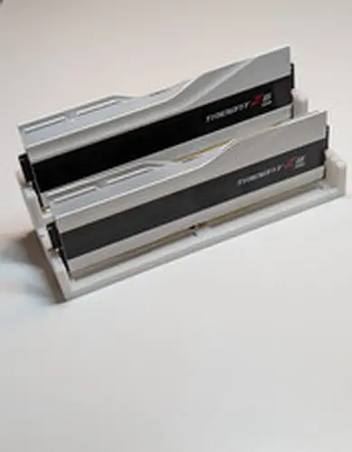 G.SKILL Trident Z5 RGB 64GB 2x32GB DDR5 6400 CL32 XMP 3.0 White 6000