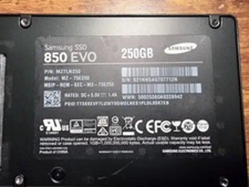 Samsung 850 EVO 250GB SATA III 2.5" Internal SSD (MZ7LN250HMJP)