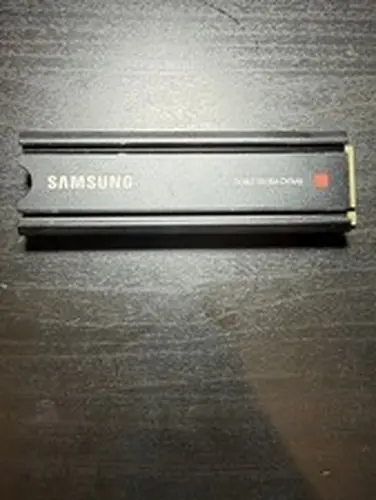 Samsung 980 PRO 1TB PCIe 4.0 NVMe M.2 2280 SSD with Heatsink