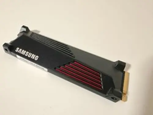 Samsung 990 PRO 4TB NVMe M.2 SSD w/ Heatsink – 100% Health – PCIe 4.0
