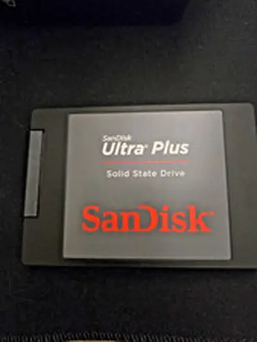 SanDisk Ultra Plus 256GB 2.5" SATA III SSD SDSSDHP256G 100% Health