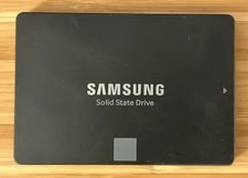 Samsung 2.5" 860 EVO 500GB SATA III 6Gbps SSD MZ-76E500 83% CDI INCLUDED