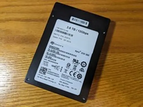 Seagate 3.84TB Nytro 3131 SAS 12G SFF SSD NetApp 512 byte 2LZ205-038 100% Health