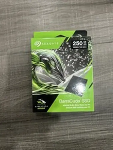 Seagate Barracuda Internal SSD 250GB 500mb/s BRAND NEW SEALED