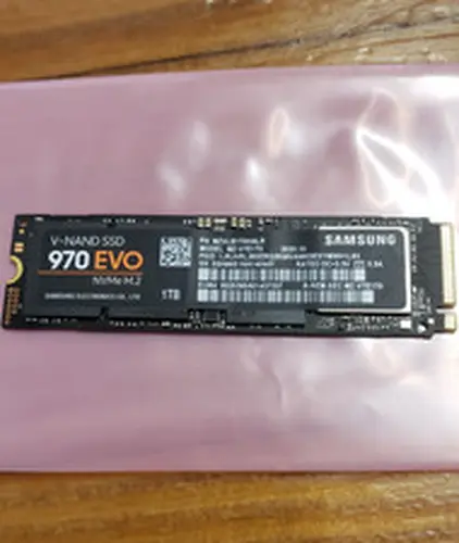 Samsung 970 EVO 1TB 2280 M.2 NVMe Gen 3.0 x 4 V-NAND SSD MZVLB1T0HALR MZ-V7E1T0