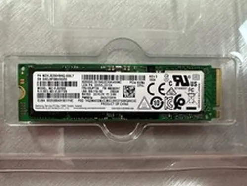 Samsung MZ-VLB2560 256GB M.2 NVMe Internal SSD FRU 00UP734