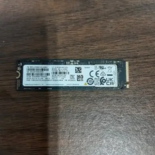 Samsung PM9A1 256GB SSD MZ-VL22560 PCIe Gen4x4 NVMe M.2 2280 MZVL2256HCHQ 80mm