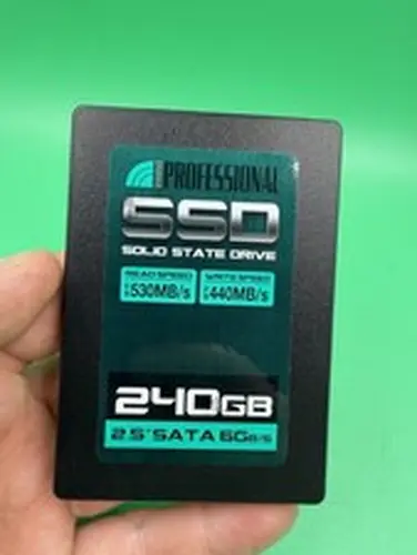 Inland Professional 240GB 2.5" SATA III Internal SSD 530/440MB/s 6Gb/s