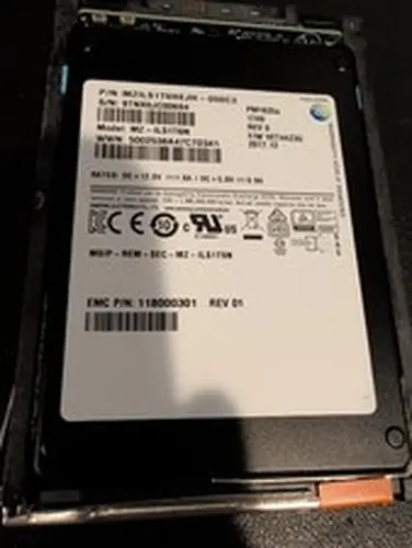 EMC MZILS1T6HEJH-000C3 1.6TB SAS 12GBPS 2.5IN PM1633a SSD - 118000301