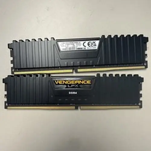 2 Corsair Vengeance LPX 32GB (2x16GB) RAM DDR4 3200MHz CMK32GX4M2E3200C16