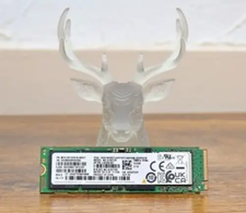 SAMSUNG 512GB M.2 NVMe 2280 SSD MZ-VLB512B