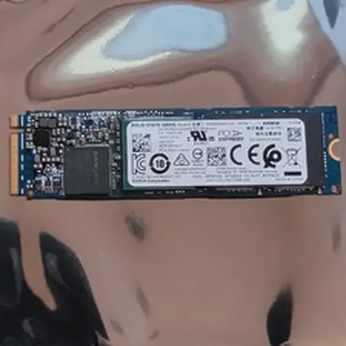 Samsung PM981 512GB M.2 2280 NVMe PCIe Gen3x4 Internal SSD
