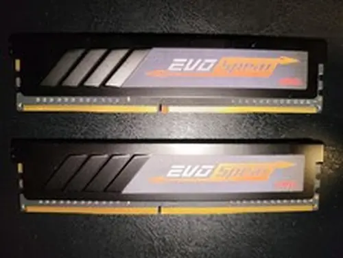 GEIL EVO Spear 16GB (2x8GB) 3200 MHz CL16-18-18-36 UDIMM DDR4 RAM