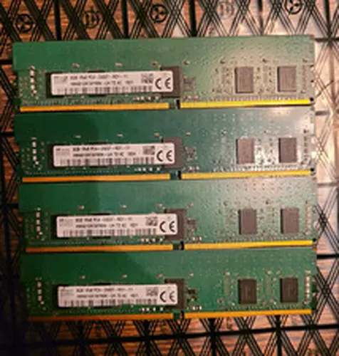 SK hynix 32GB (4x8GB) DDR4 2400MHz RDIMM Server Memory PC4-2400T ECC