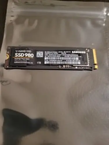 Samsung 980 1TB NVMe M.2 2280 Internal SSD PCIe 3.0x4