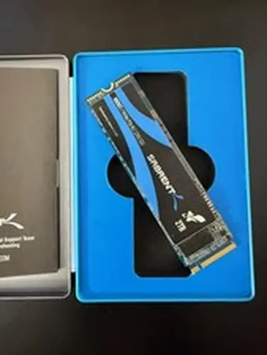 2TB NVMe M.2 2280 SABRENT Rocket PCIe 3.0 (63% Health)