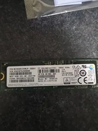 Samsung MZVKW512HMJP-000H1 SM961 512GB M.2 PCIe NVMe 2280 MLC SSD Solid State