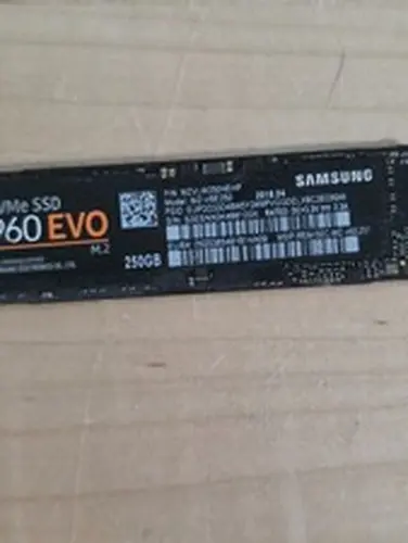 Samsung 960 EVO Internal Solid State Drive 250GB V-NAND M.2 2280 PCIe NVMe Gen 3