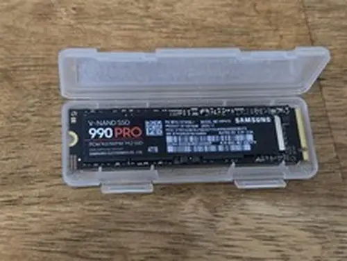 Samsung 990 PRO 4TB M.2 NVMe SSD - 99% Health - 328 Hrs (MZ-V9P4T0)