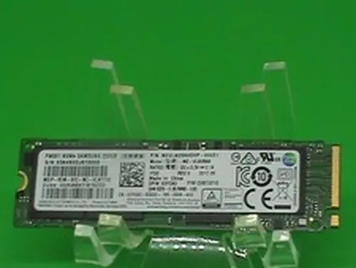 Samsung 256GB M.2 PM961 NVMe PCIe SSD Drive MZ-VLW256A MZVLW256HEHP-000D1