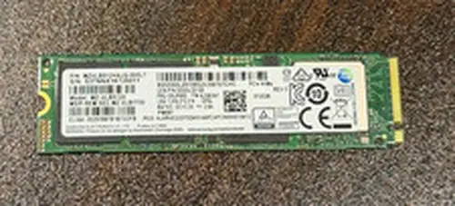 SAMSUNG PM981 512GB M.2 NVMe PCIe SSD MZ-VLB5120 Lenovo SSS0L25108 00UP490