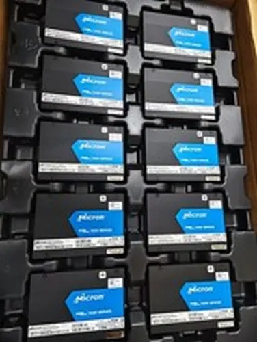 Micron 9300 PRO Series 15.36TB SSD 2.5" U.2 PCIe NVME MTFDHAL15T3TDP-1AT1ZABYY
