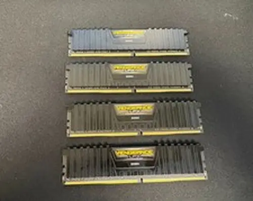 LOT OF 4 - Corsair Vengeance LPX 16GB 4x4GB DDR4 2666MHz CL16 CMK16GX4M4A2666C16