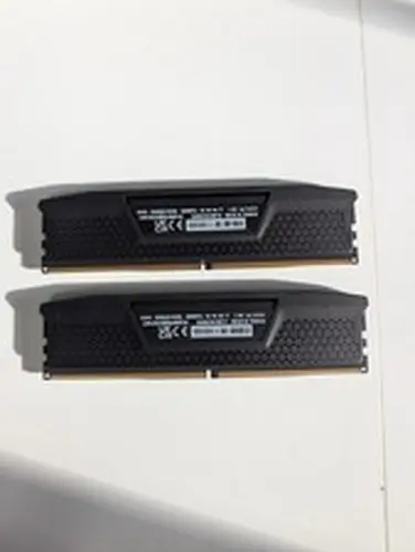 Corsair Vengeance 32GB 2x16GB DDR5 6000 CL36 XMP 3.0 Intel