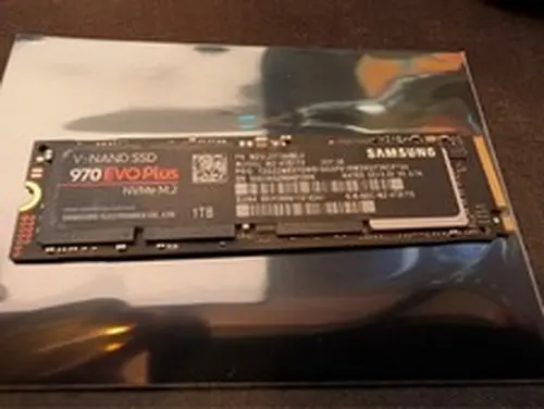 Samsung V-NAND 970 EVO Plus 1TB M.2 NVMe SSD