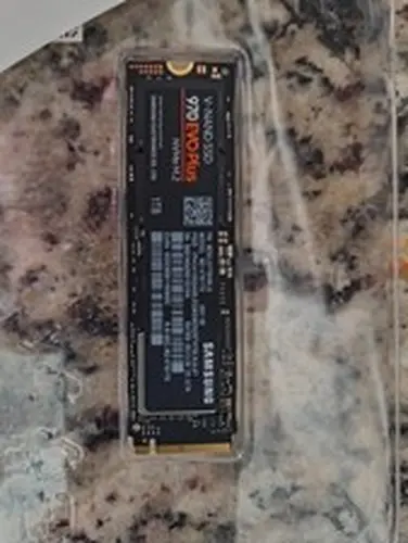 Samsung 970 EVO Plus 1TB M.2 NVMe Internal SSD - (MZ-V7S1T0B/AM)