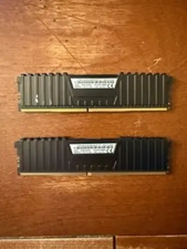 Corsair CMK32GX4M2B3000C15 Vengeance LPX DDR4 3000mhz Memory Kit - 32GB (2x16GB)