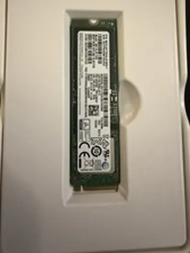 SAMSUNG PM981a 1TB NVMe M.2 2280 SSD MZ-VLB1T00 MZVLB1T0HALR-000L7 1024 GB