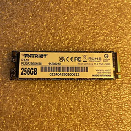Patriot P320 256GB M.2 2280 NVMe PCIe Internal SSD Black P320P256GM28