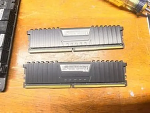 Corsair 32GB (2x16GB) PC4-26600 DDR4-3333MHz Memory P/N: CMK32GX4M2C3333C16