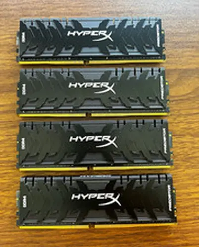 HyperX Predator 64GB (4x16GB) DDR4 DIMM DDR4-3000MHz PC4-24000 ECC 288