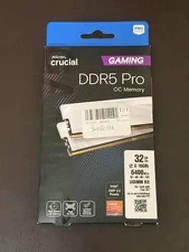 Crucial Pro OC 32GB (2 x 16GB) DDR5-6400 PC5-51200 CL32 RAM Memory Kit - WHITE
