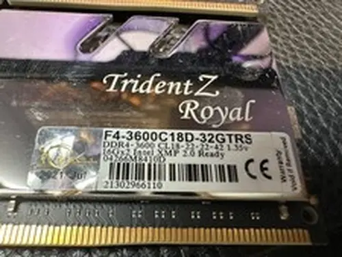G. Skill Trident Z Royal DDR4 3600MHz F4-3600C18D-32GTRS XMP 2x16G 32GB Kit