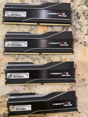 Gskill Z5 Ddr5 6400 C32 48GB Kit AMD EXPO (4x 16 GB) DDR5