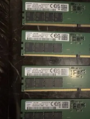 Samsung 16GB (1x16GB) DDR5 5600MHz Desktop RAM M323R2GA3EBO-CWMOL